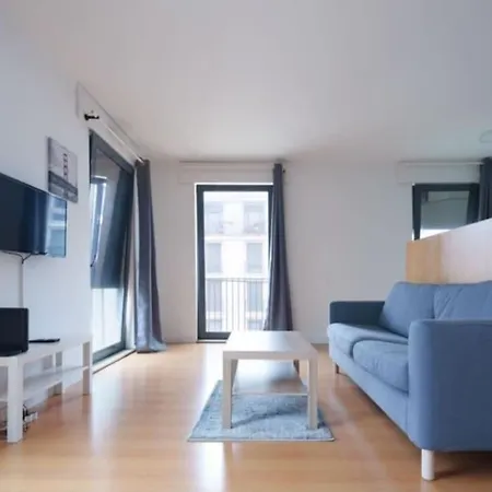 Appartement Elevator Flat And Parking Spaces Lissabon